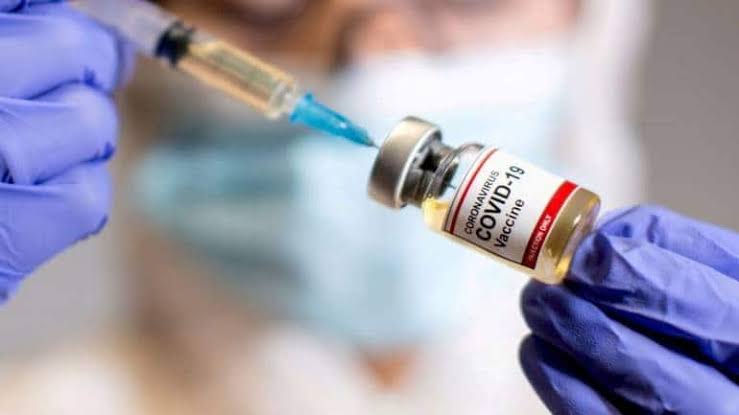 India crosses 75 crore doses of vaccination. The prime minister launched this nationwide drive in January this year. Furthermore, The health minister said today that if we keep going up with this rate, 43% of the country's population will be covered by December.